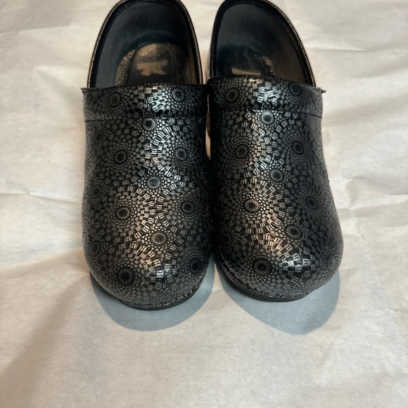 Dansko Black Mules Comfortable Clogs - Picture 3 of 11